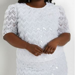NWT Ashley Stewart White Sequined Top Size 14W